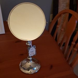 Vanity Mirror, Double sided 1x/5x magnification